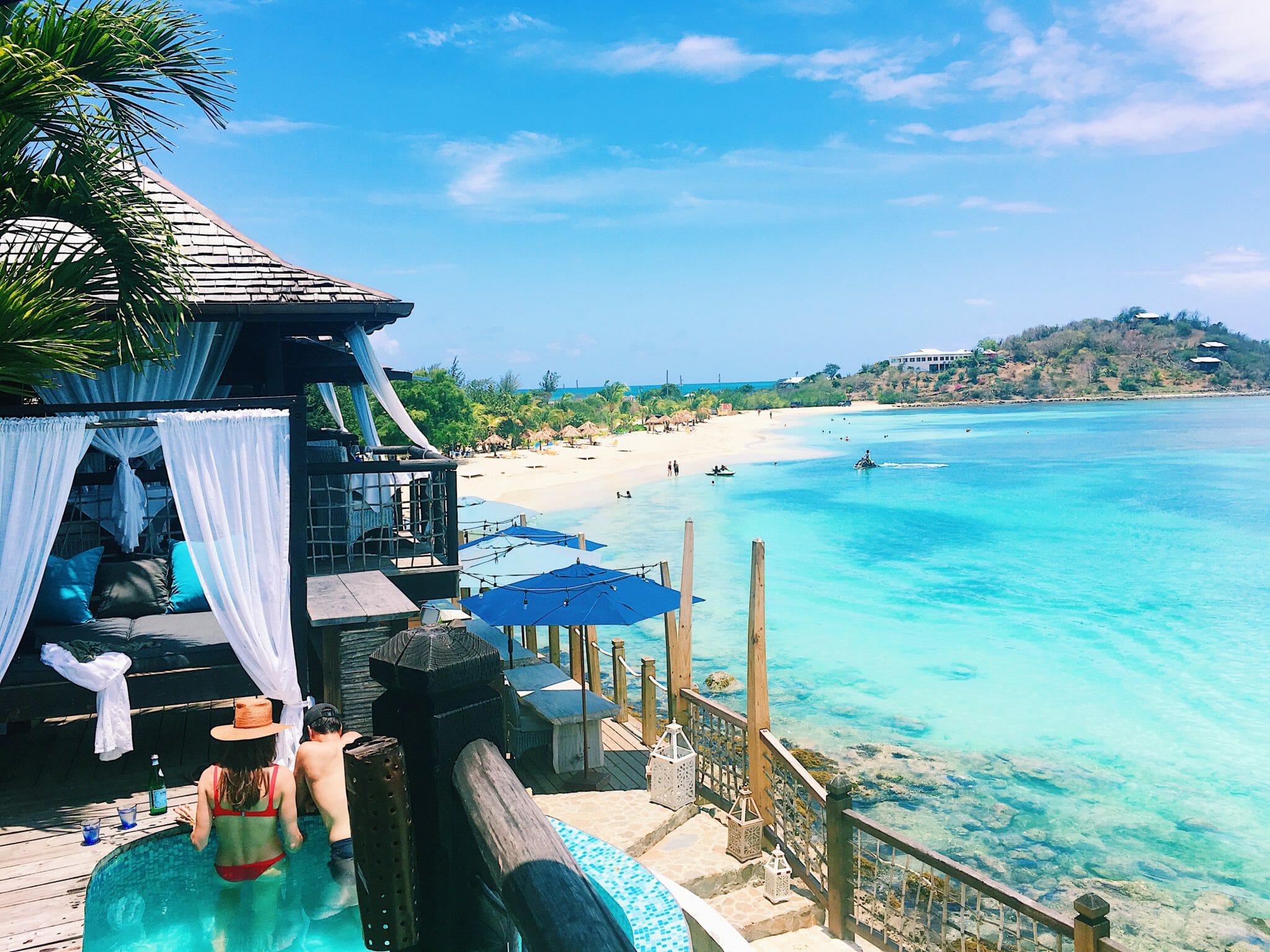 Sheer Rocks Restaurant at Cocobay Resort Antigua