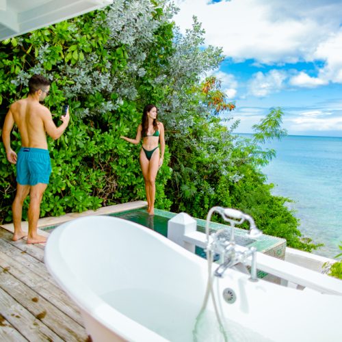 Azure_waterfront-pool-suite-Deck-pool