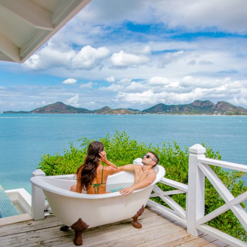 Azure_waterfront-pool-suite-Pool-3