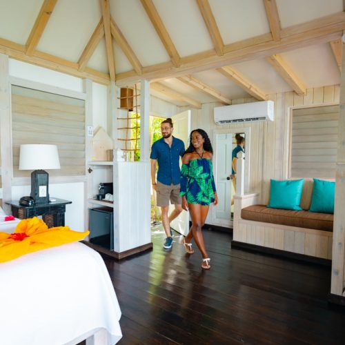 waterfront-pool-suite-private-entrance